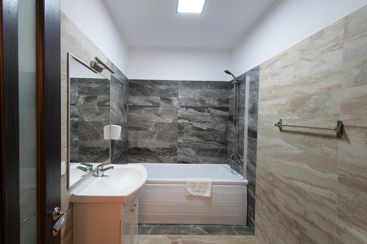 Tonitza Apartments Cluj-Napoca Luaran gambar